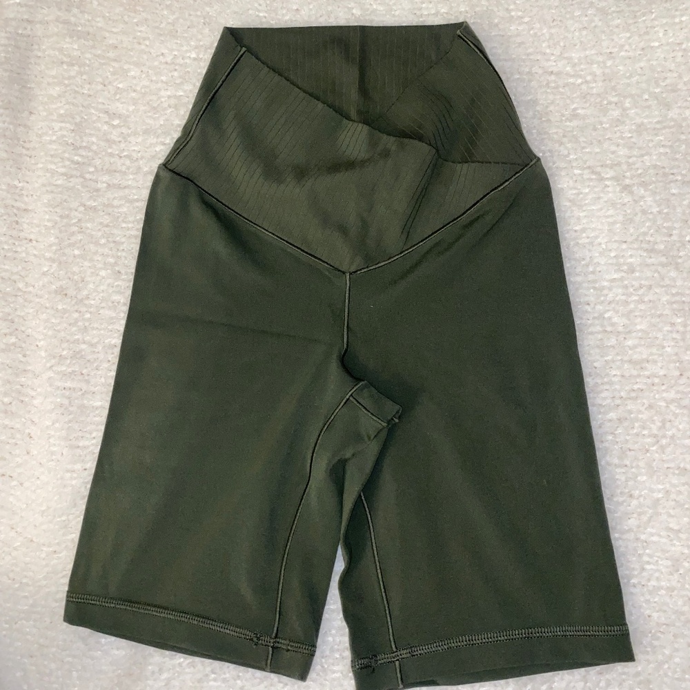 Offline by Aerie Biker Shorts 💚